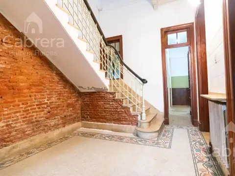 Casa 10 ambientes con 3 baños