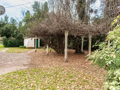 Quinta en Venta con 2 cocheras