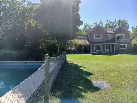 SGM. Alquiler Temporal casa 6 amb, con parque y piscina  en Santa Maria de Tigre