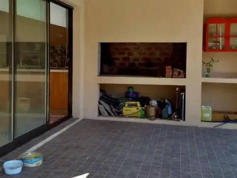 Casa en Venta al Sudeste