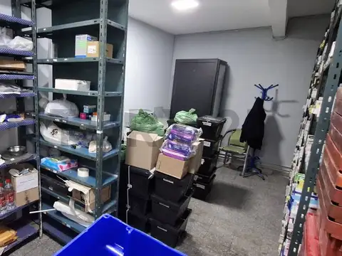 Local en Venta en Parque Chacabuco, USD 94.000