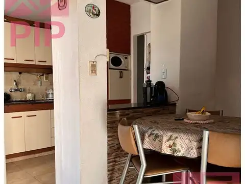 Casa 5 ambientes con 1 baño