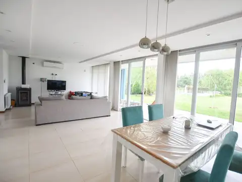 Casa en Venta de 3 dormitorios