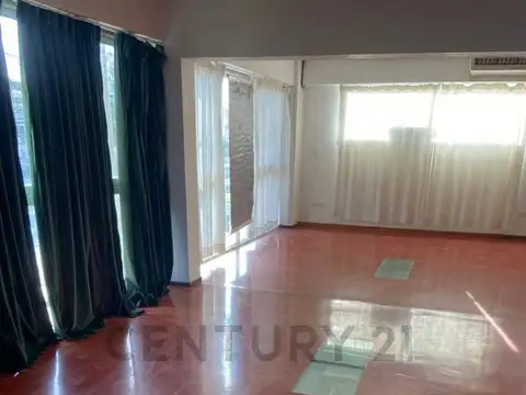 Local en Alquiler 2025 años