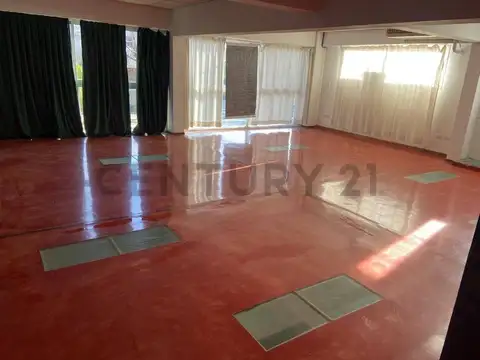 Local en Alquiler 2025 años