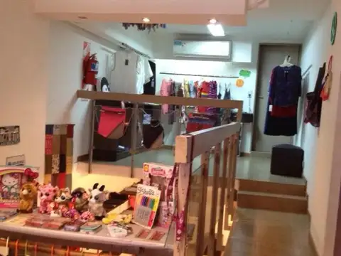 Uruguay e/ Marcelo Torcuato de Alvear y Paraguay