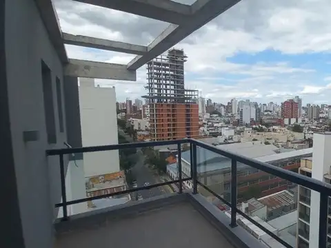 Depto. 2 Dorm.-2 Baños-Balcón-Cochera-MACROCENTRO