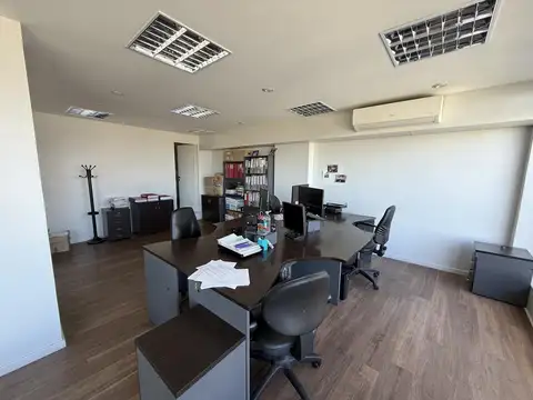 Oficina en Microcentro - Centro - San Nicolas