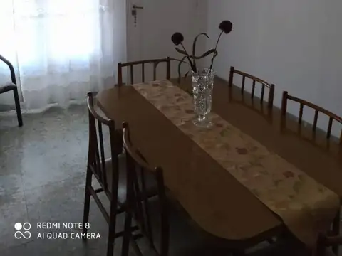 Casa ideal 2 familias a 80 mts de Avda Illia.