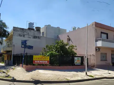 Casa ideal 2 familias a 80 mts de Avda Illia.