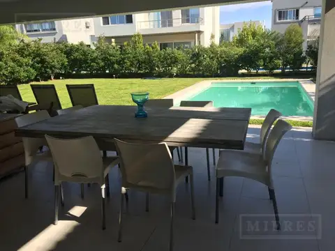 Casa en Alquiler Temporal en Nordelta, USD 4.000