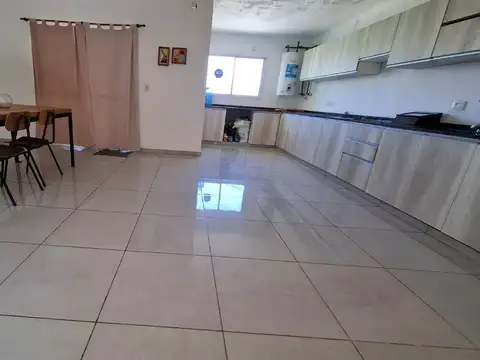 Se vende casa 2 dormitorios con pileta en Punilla.