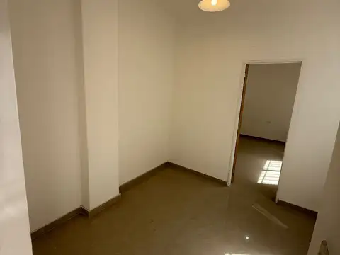 Departamento 2 amb  tipo casa en alquiler  terraza no exclusivaen Villa Ortuzar primero  x escalera