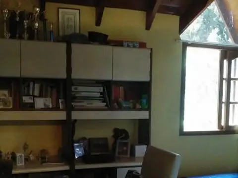 Casa en Venta en Barrio Parque Leloir, USD 380.000