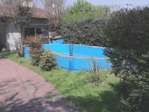 Casa quinta a refaccionar en Francisco Alvarez