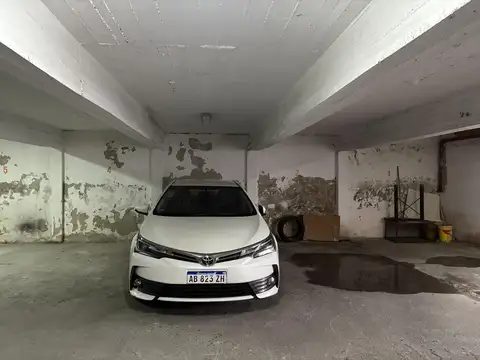 Cochera en  venta en La Plata