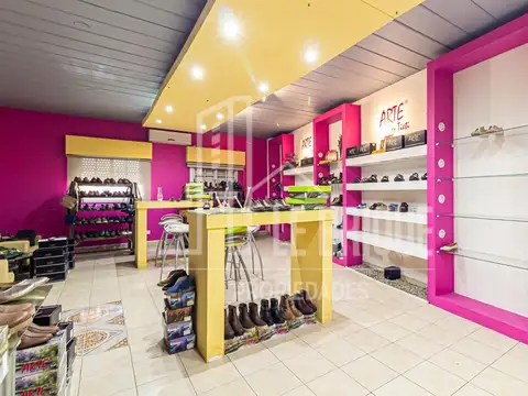 Galpon en Venta en Parque Chacabuco, USD 190.000