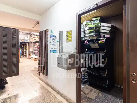 Galpon en Venta en Parque Chacabuco, USD 190.000