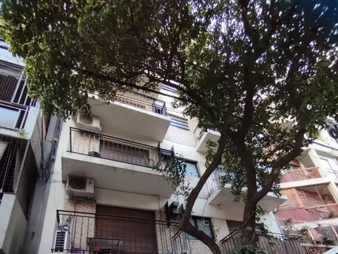 APTO PROFESIONAL -  DPTO 2 AMB - 34 M2 MUY LUMINIOSO - PROX ESTAC COLEGIALES