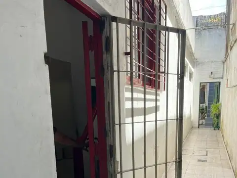 Depto Tipo Casa en Venta de 5 ambientes