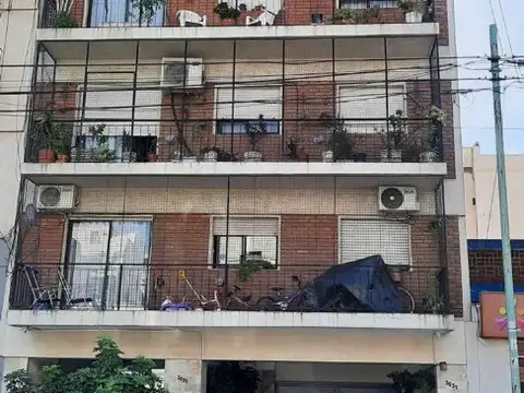 Avenida General Mosconi 3600, Piso 8°