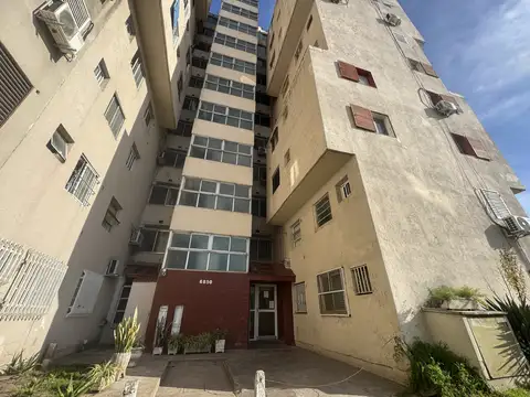 VENTA DEPTO 4 AMB CON BALCON. CHILAVERT 6800. VILLA LUGANO. CABA.