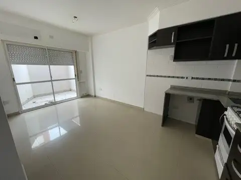 Urquiza 300, Piso PB