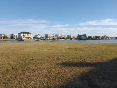 Terreno/Lote en venta barrio Villalobos Hudson