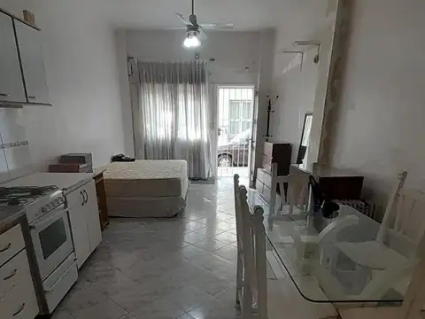 Depto Tipo Casa en Venta de Monoambiente