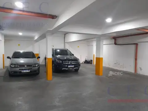 Cerrito 100 - Cochera Nº 02