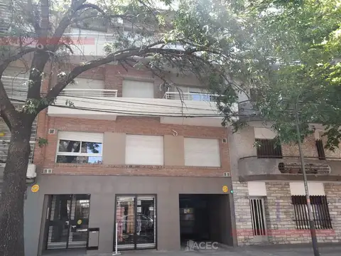 Cerrito 100 - Cochera Nº 02