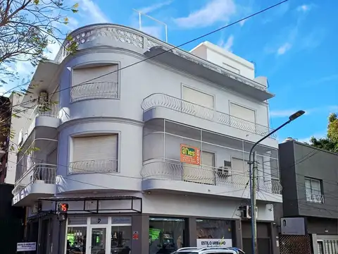 Av. Maipú 3700 , Piso 1