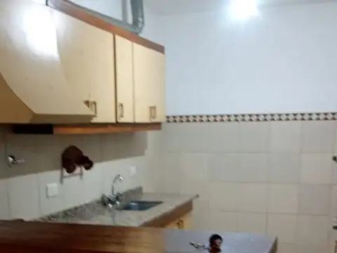 Departamento 4 ambientes con 1 baño