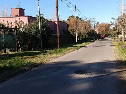 Lote en venta para desarrollo en City Bell