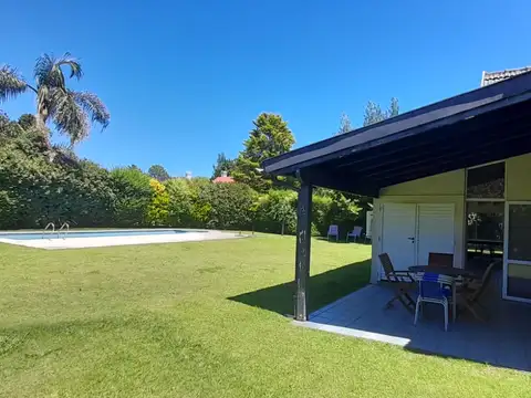 Casa en Venta en Countries y Barrios Cerrados en Esteban Echeverria, USD 255.000