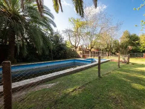 VENTA CASA 3 AMBIENTES CON JARDIN, LA LONJA, PILAR