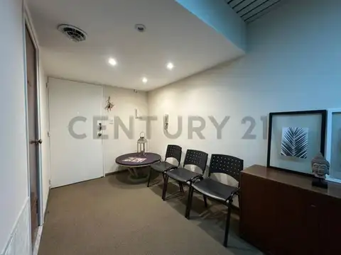 Oficina en Venta 60 años