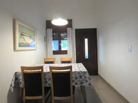 Depto Tipo Casa 2 ambientes con 1 baño