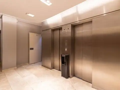 Oficina en Venta 28 años