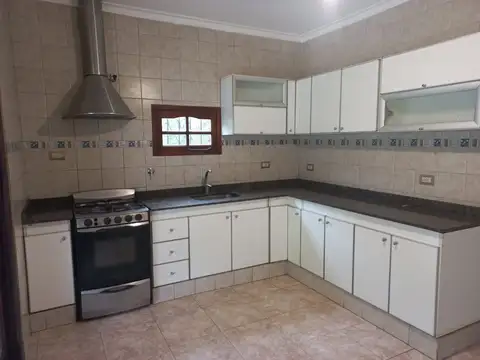 HERMOSO CHALET EN VILLARS EN VENTA