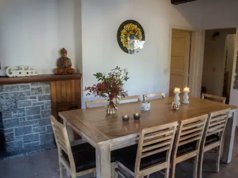 Casa 7 ambientes con 4 baños