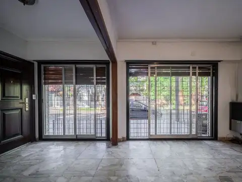 Venta Casa 5 ambientes Cochera Jardín Munro