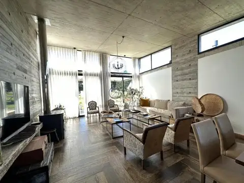 Jorge newbery 4550, Mar Del Plata, Buenos Aires, Argentina.