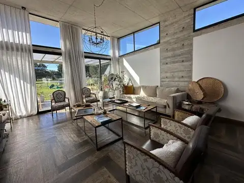 Importante Casa en Alquiler Temporada Rumenco