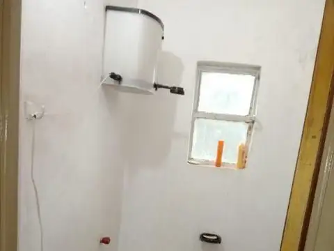 VENTA Casa de 70m2 c/ loza y 450m2 lote Oportunidad 