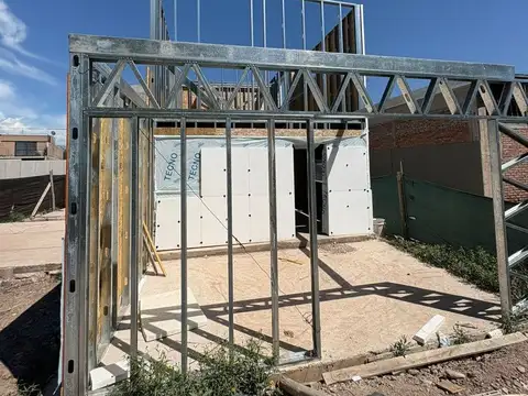 Duplex En Luzuriaga Con Entrega A 90 Dias