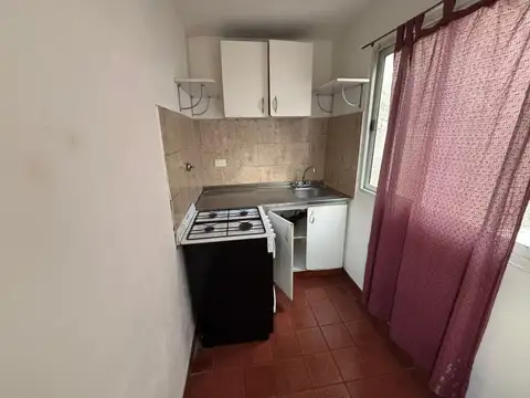 Depto Tipo Casa en Alquiler de 2 ambientes