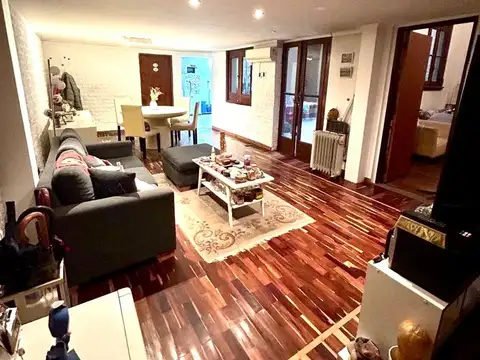 Depto Tipo Casa 4 ambientes con 2 baños