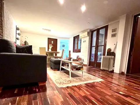 Depto Tipo Casa en Venta 79 años