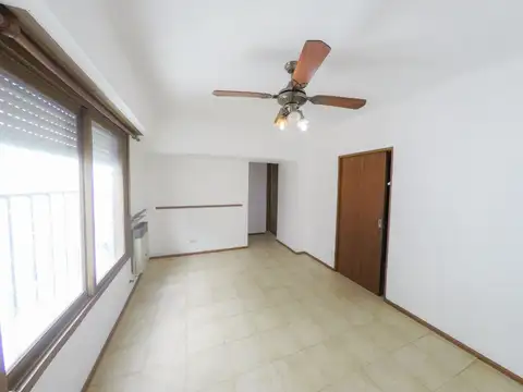 Depto Tipo Casa 5 ambientes con 1 baño